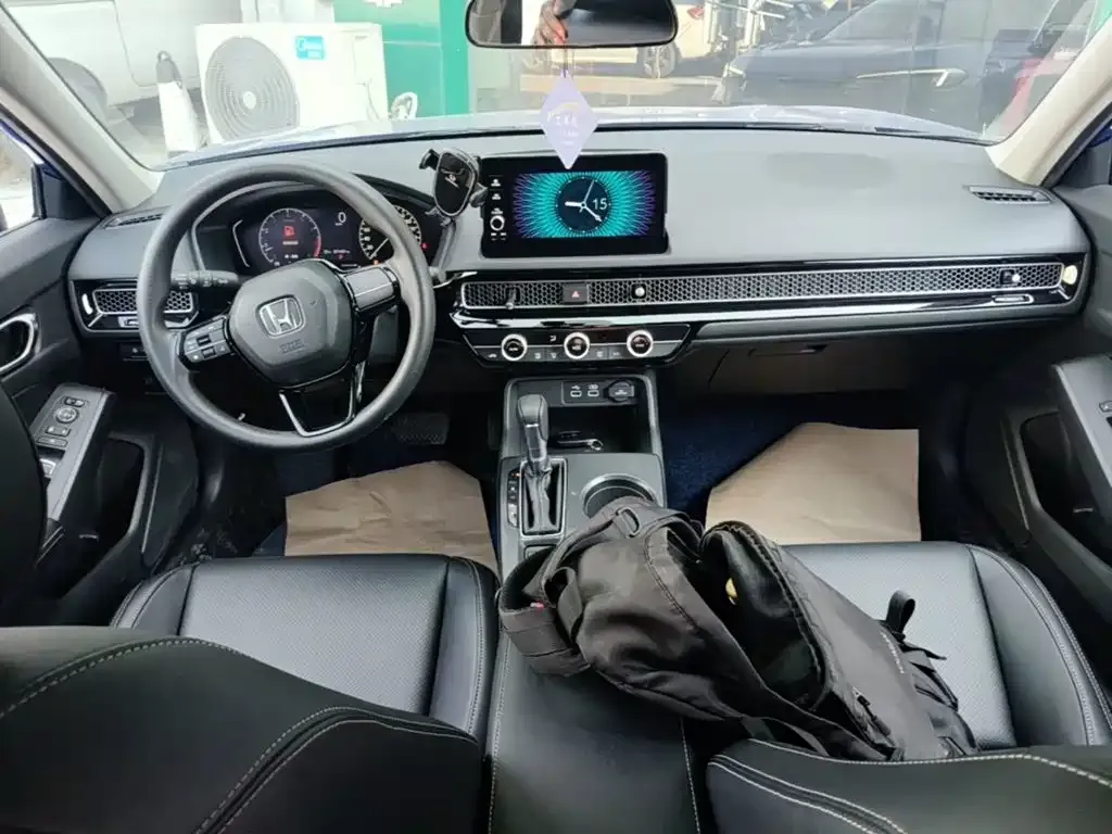 Honda Civic — фото 10