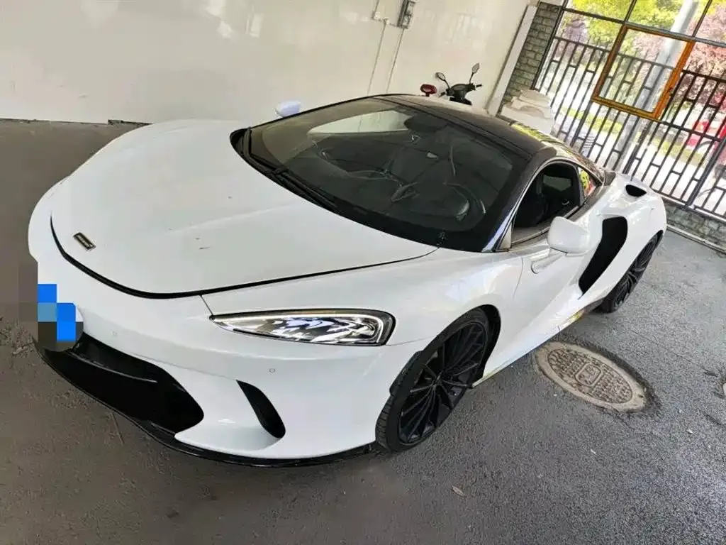 McLaren GT — фото 1