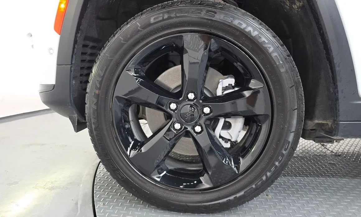 Jeep Cherokee — фото 4