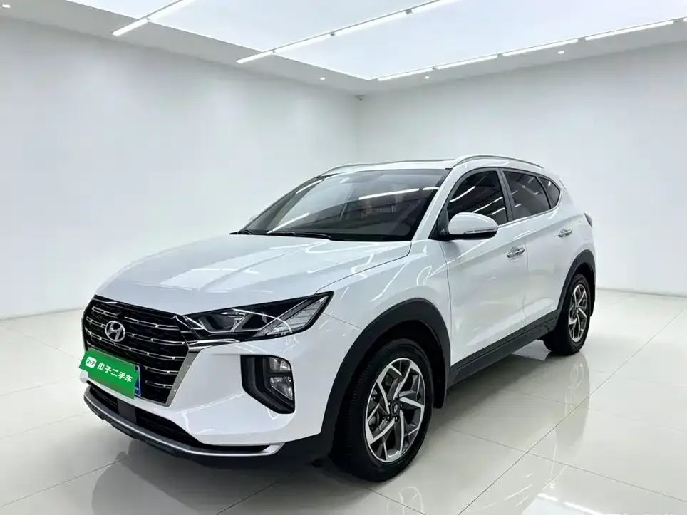 Hyundai Tucson — фото 1