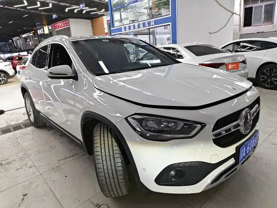 Mercedes-Benz GLA — фото 10