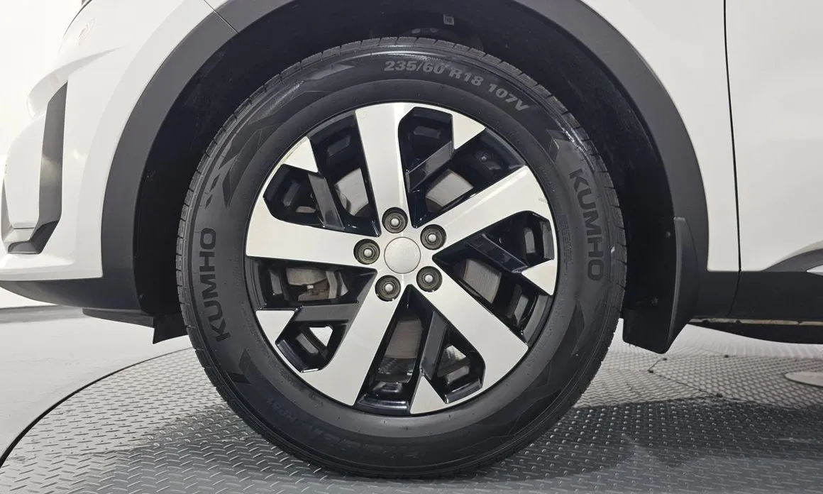 Kia Sorento — фото 5
