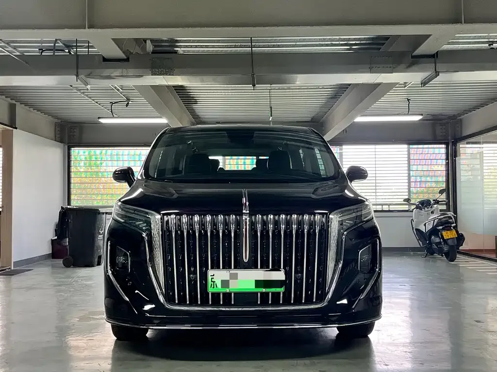 Hongqi HQ9 — фото 7