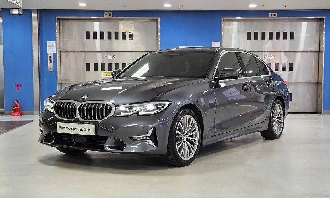 BMW 3-Series — фото 1