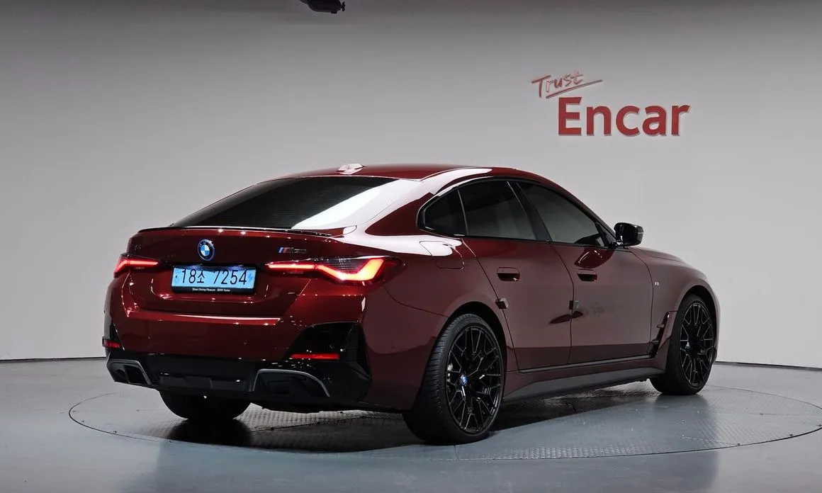 BMW i4 — фото 2