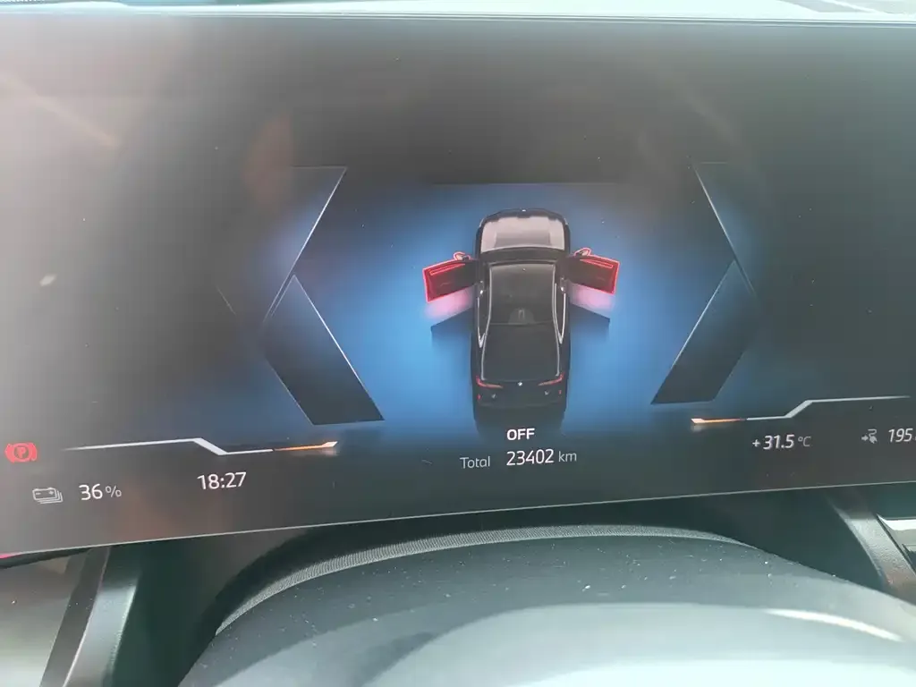 BMW i5 — фото 2