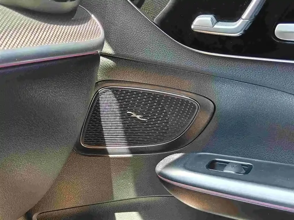Mercedes-Benz C-Class New Energy — фото 7