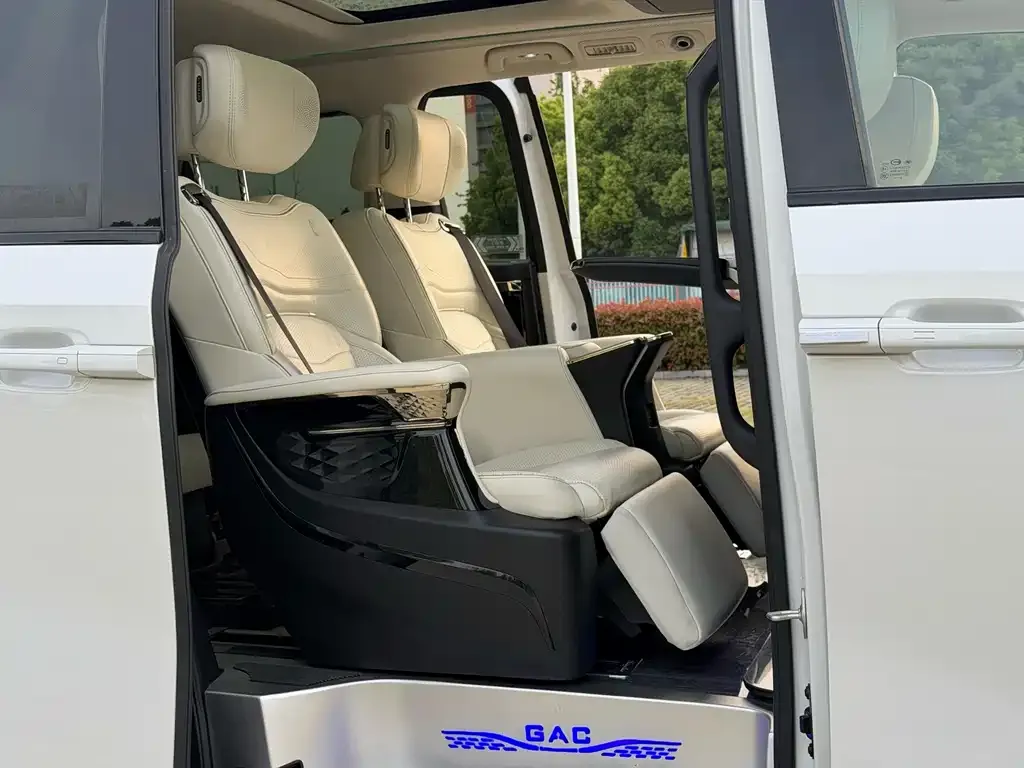 GAC Motor Trumpchi E9 — фото 3