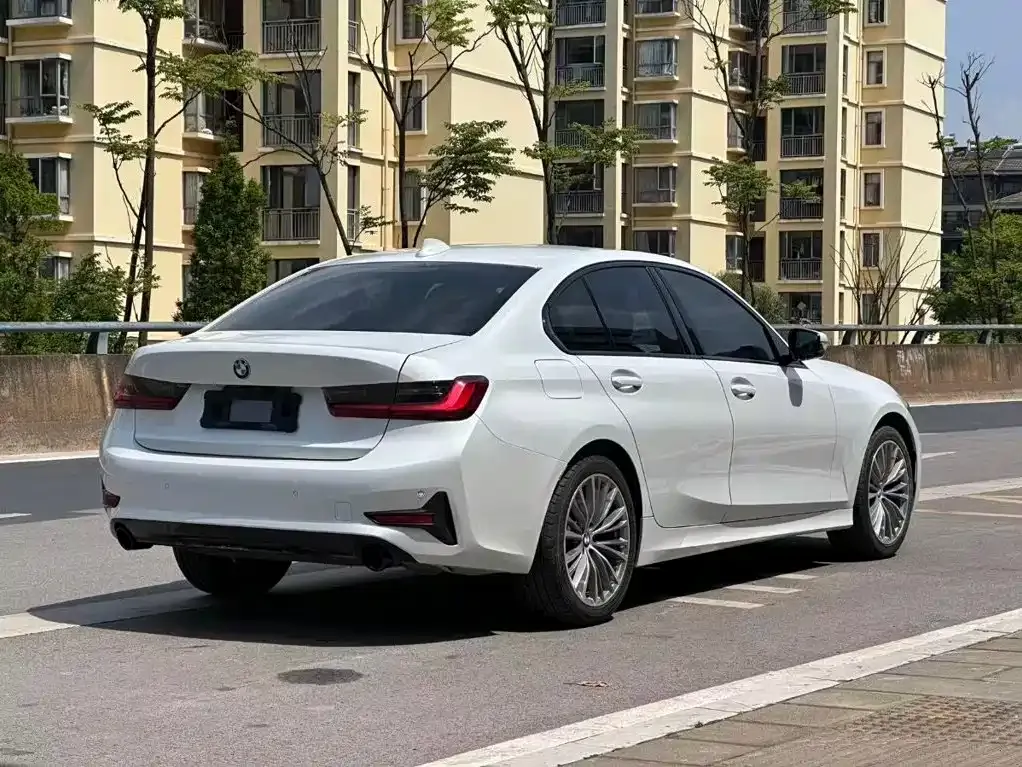 BMW 3 Series — фото 2