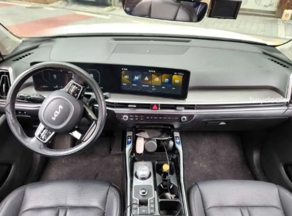 Kia Sorento — фото 10