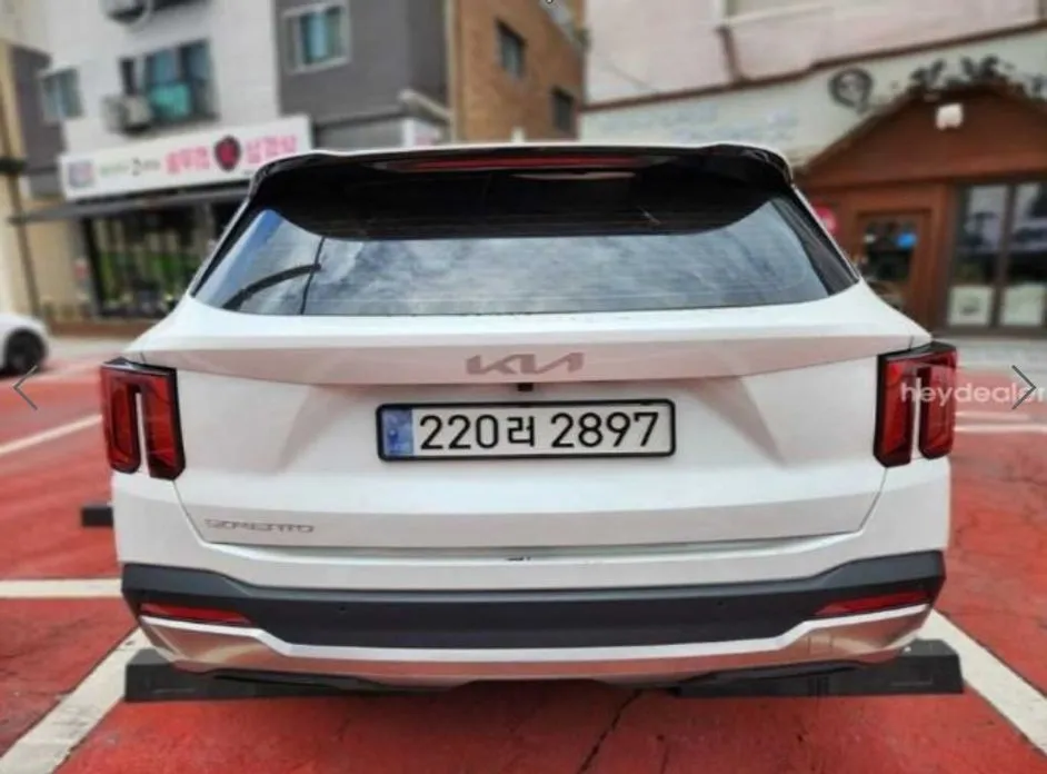 Kia Sorento — фото 8