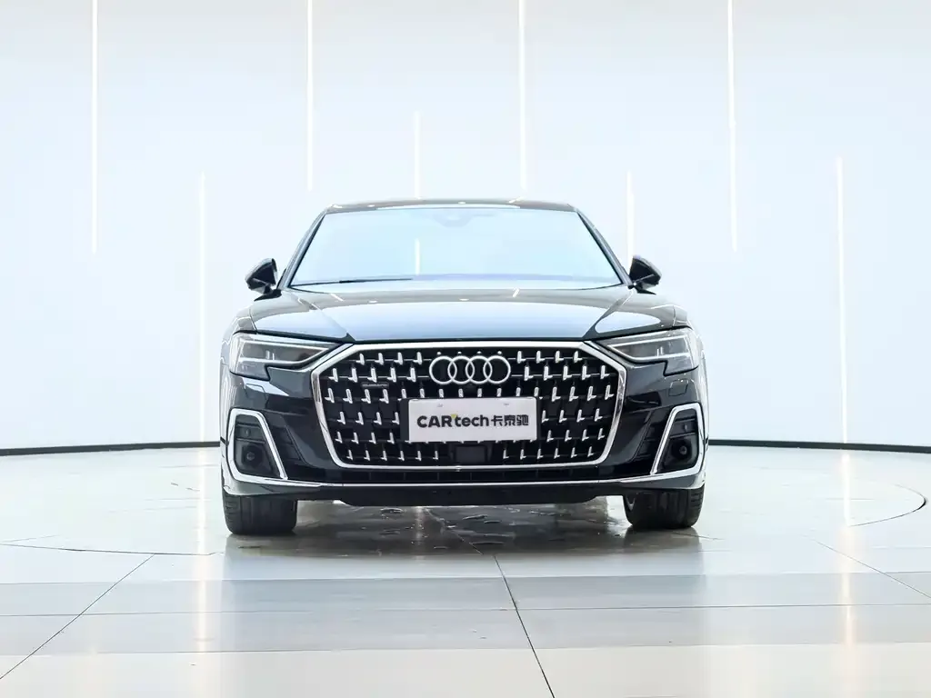 Audi A8 — фото 5