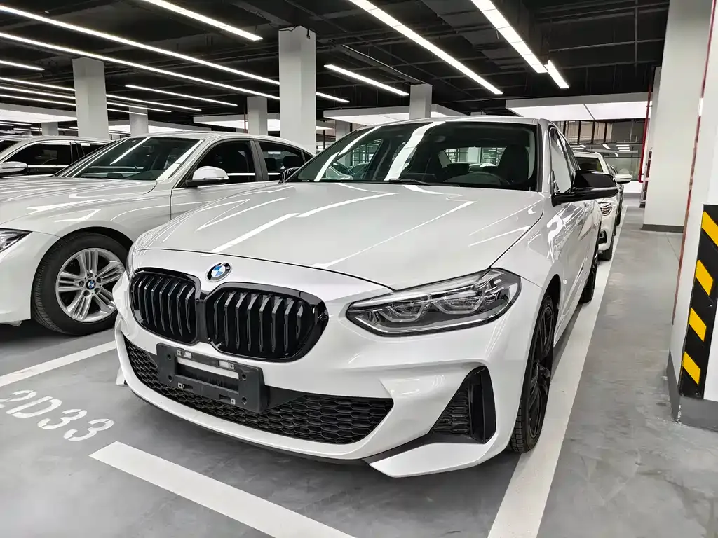 BMW 1 Series — фото 1
