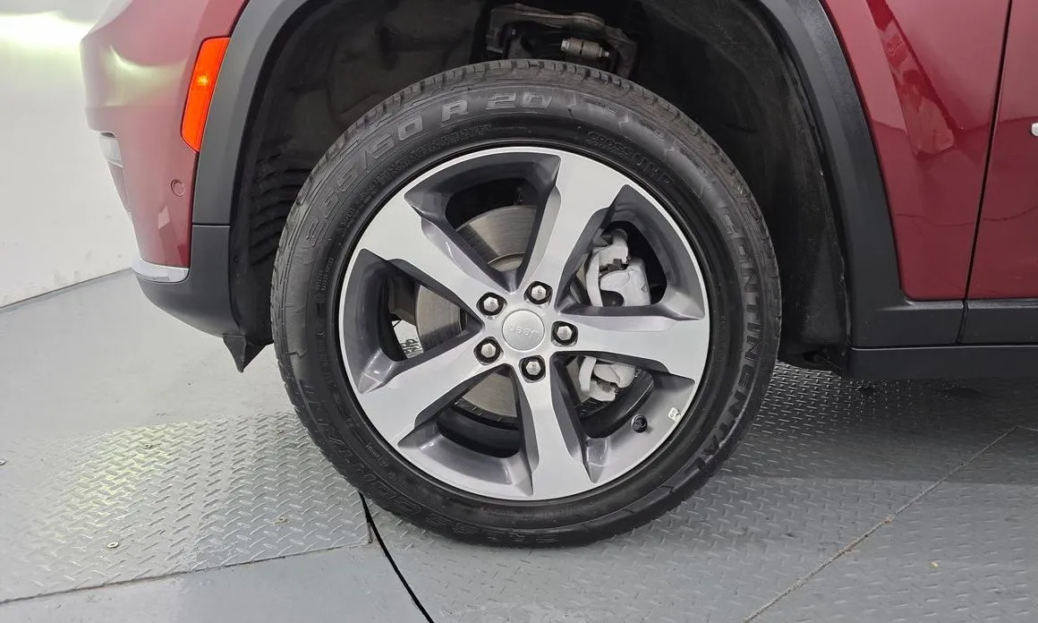 Jeep Cherokee — фото 4