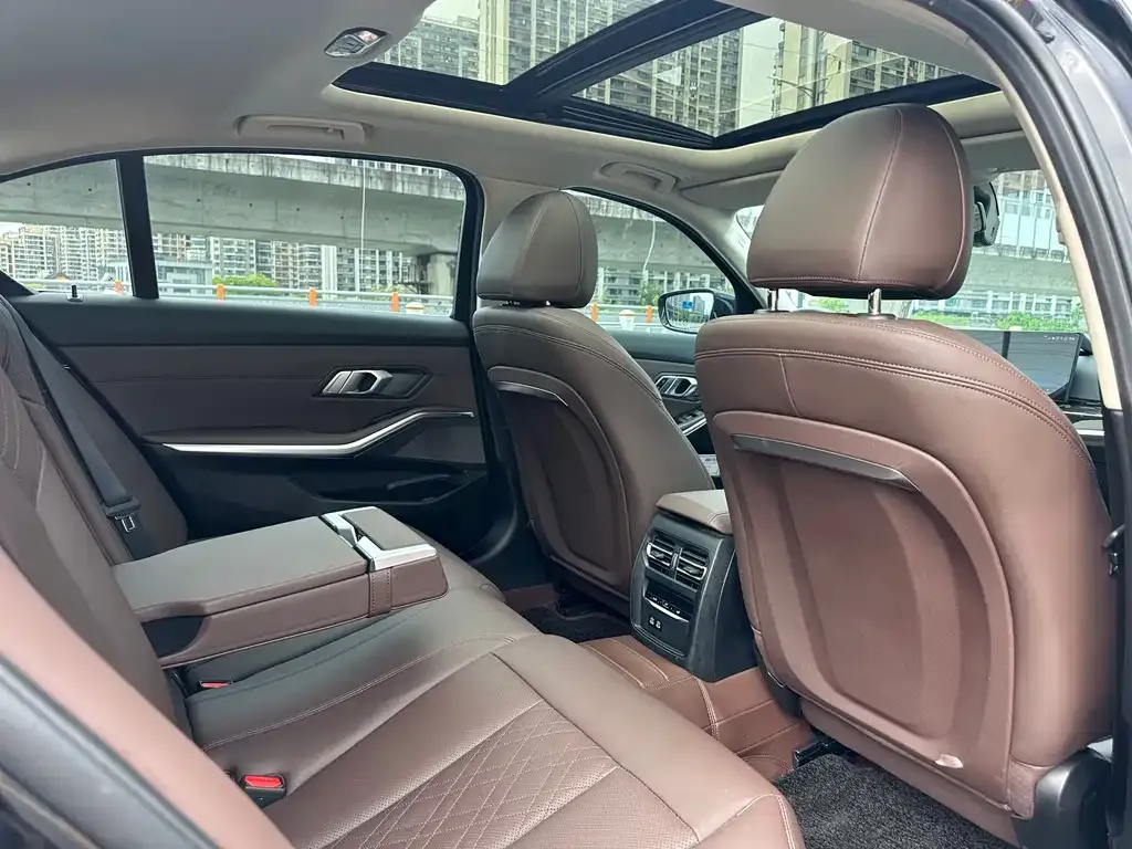 BMW 3 Series — фото 10