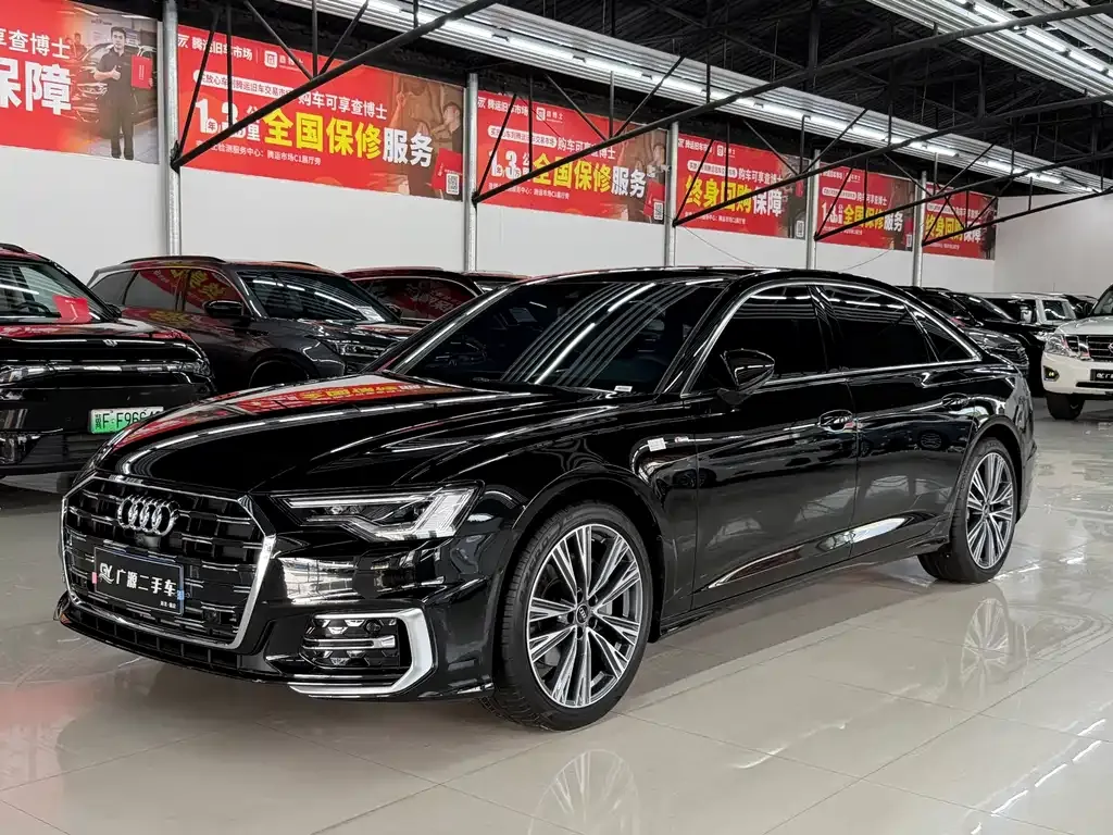 Audi A6L — фото 1