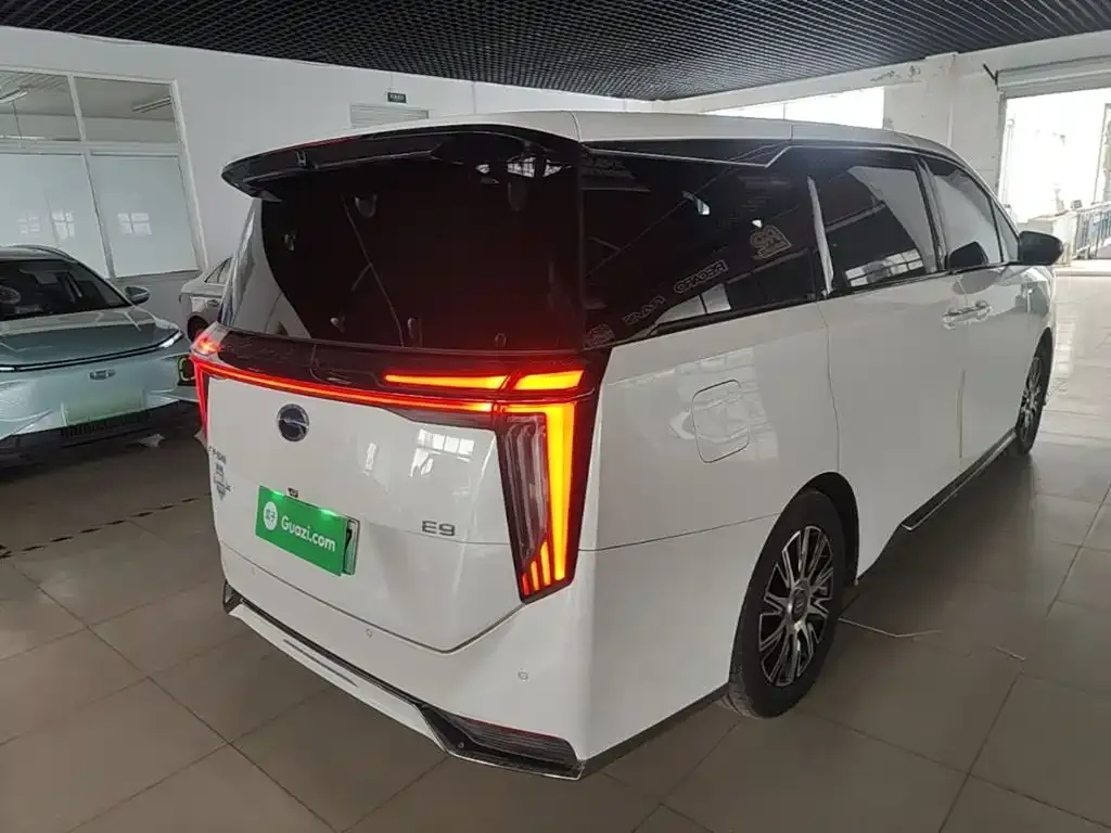 GAC Motor Trumpchi E9 — фото 2