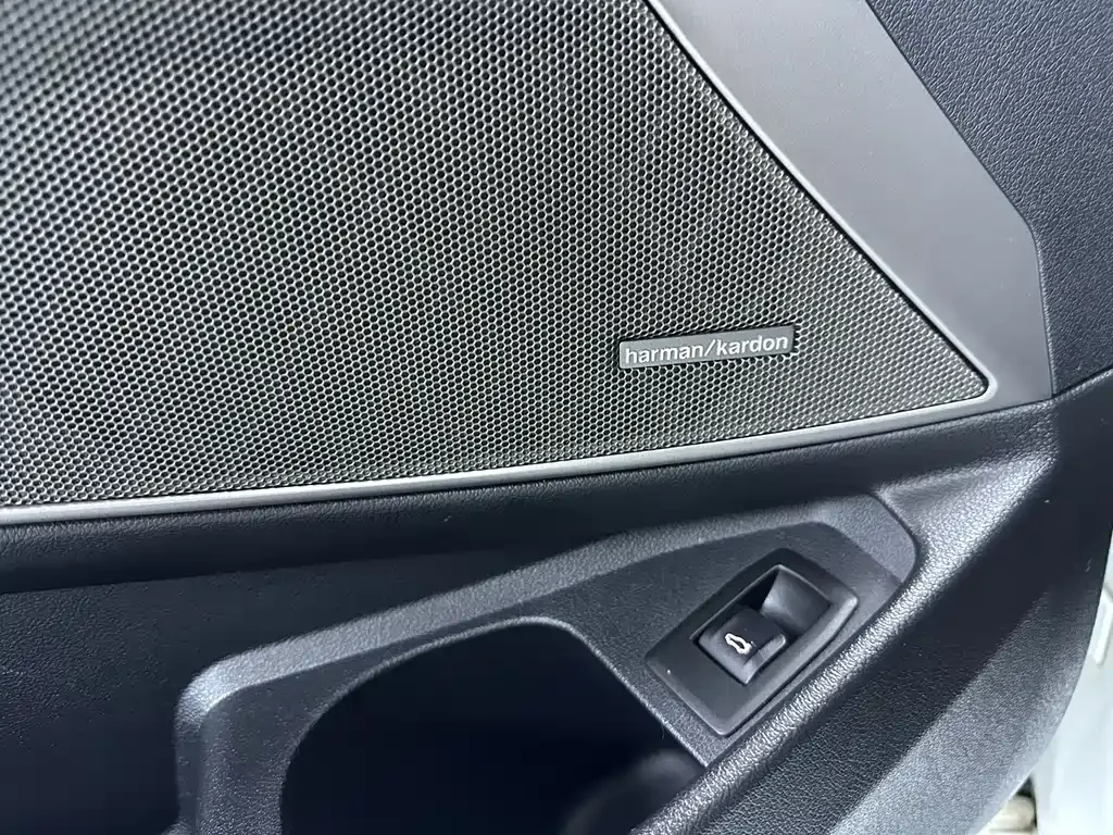 BMW 3 Series — фото 10