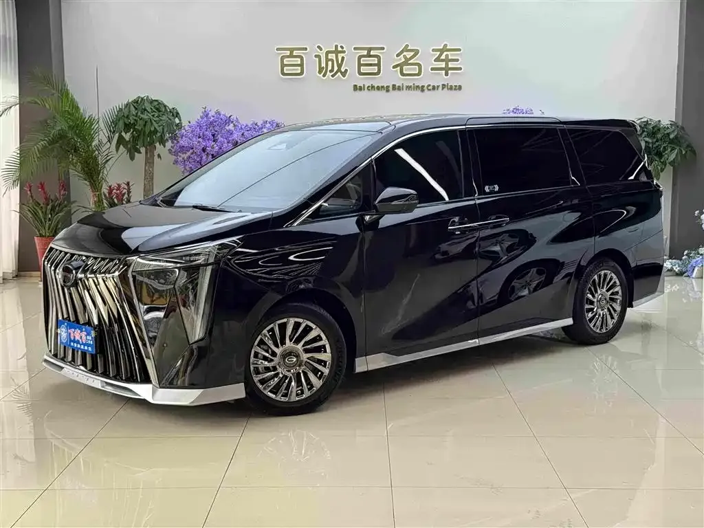 GAC Motor Trumpchi M8 — фото 1