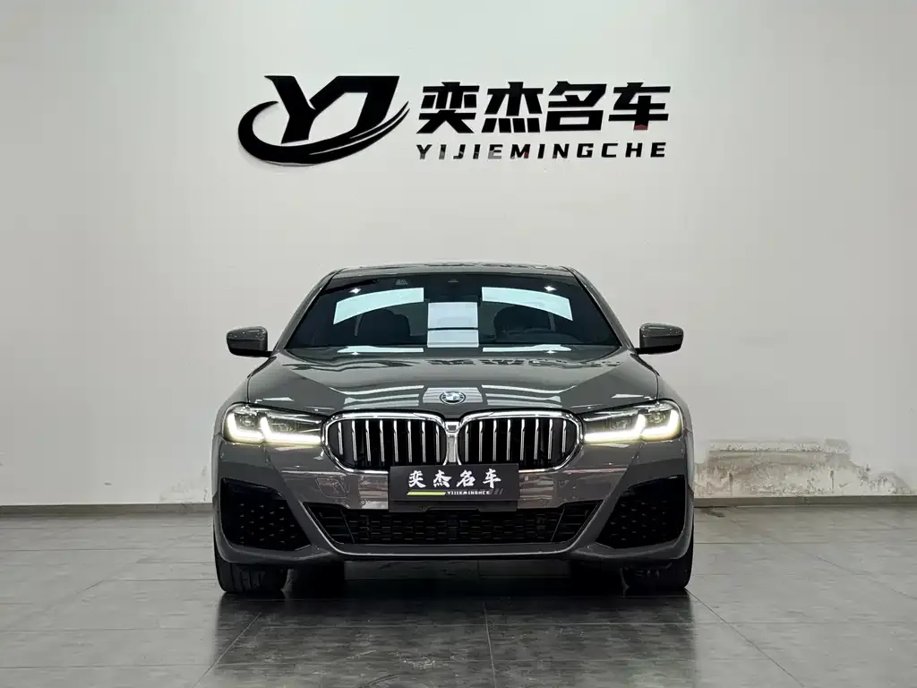 BMW 5 Series (Import) — фото 3