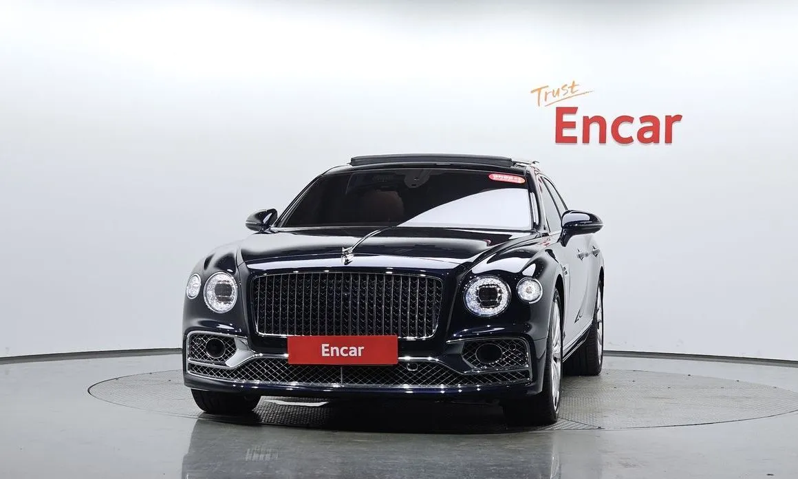 Bentley Flying Spur — фото 2