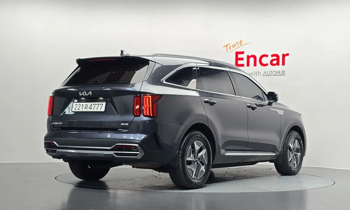 Kia Sorento — фото 3