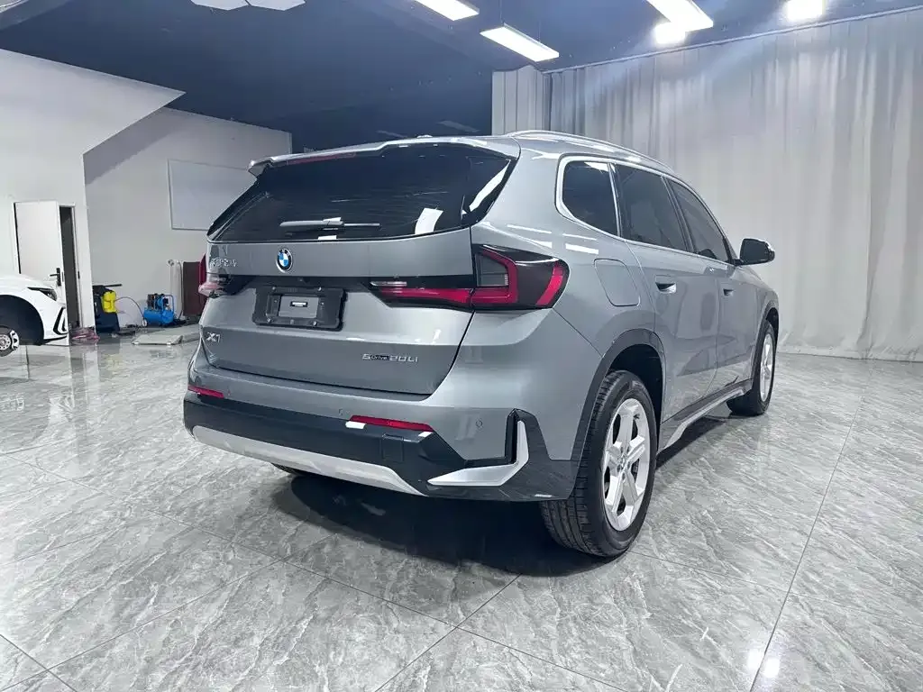 BMW X1 — фото 5