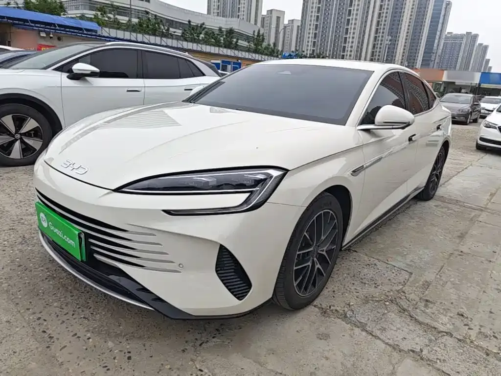 BYD Seal 07 DM-i — фото 1