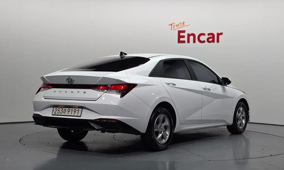 Hyundai AVANTE — фото 9