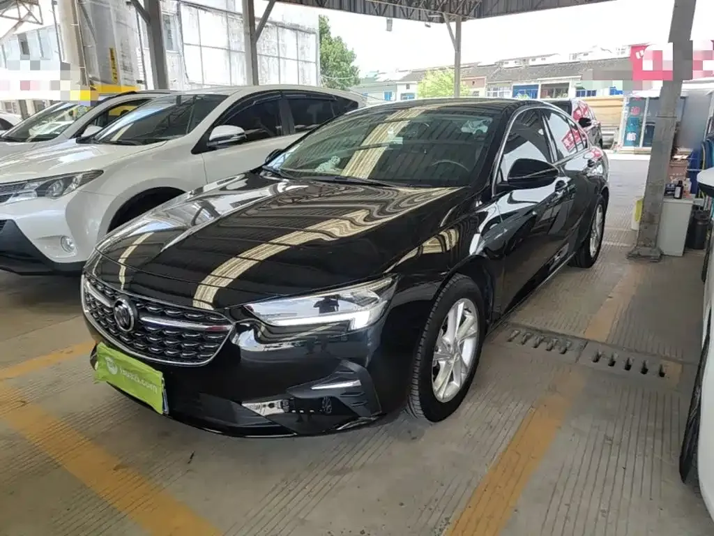 Buick Regal — фото 1