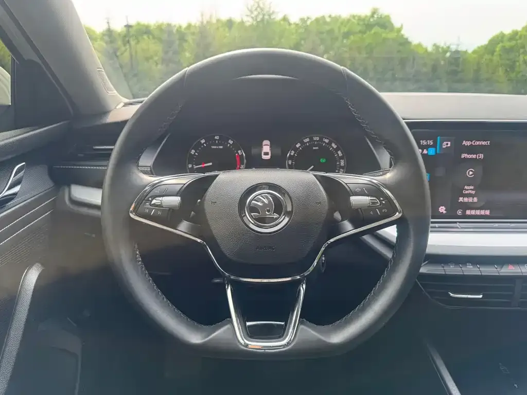 Skoda Octavia — фото 6