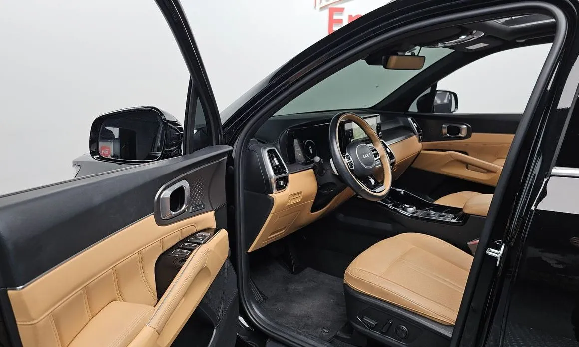 Kia Sorento — фото 7