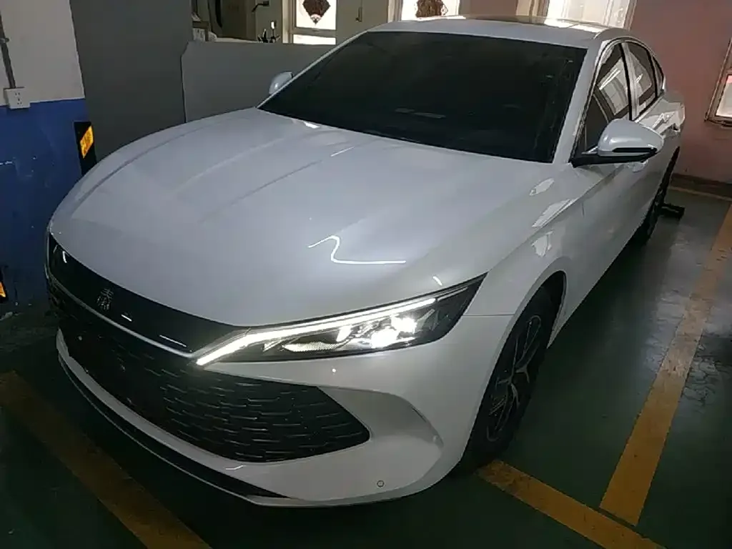 BYD Qin L — фото 1