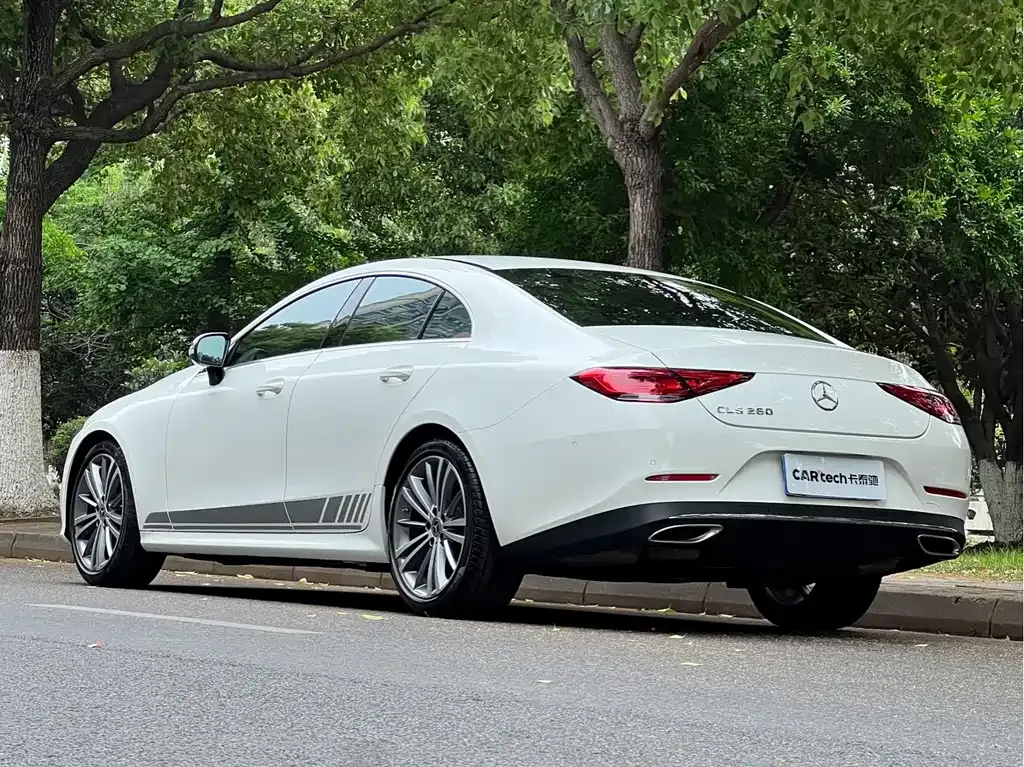 Mercedes-Benz CLS — фото 7
