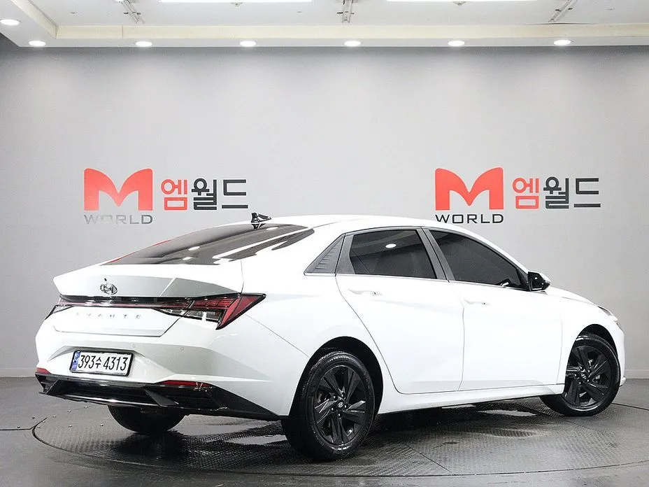 Hyundai AVANTE — фото 2