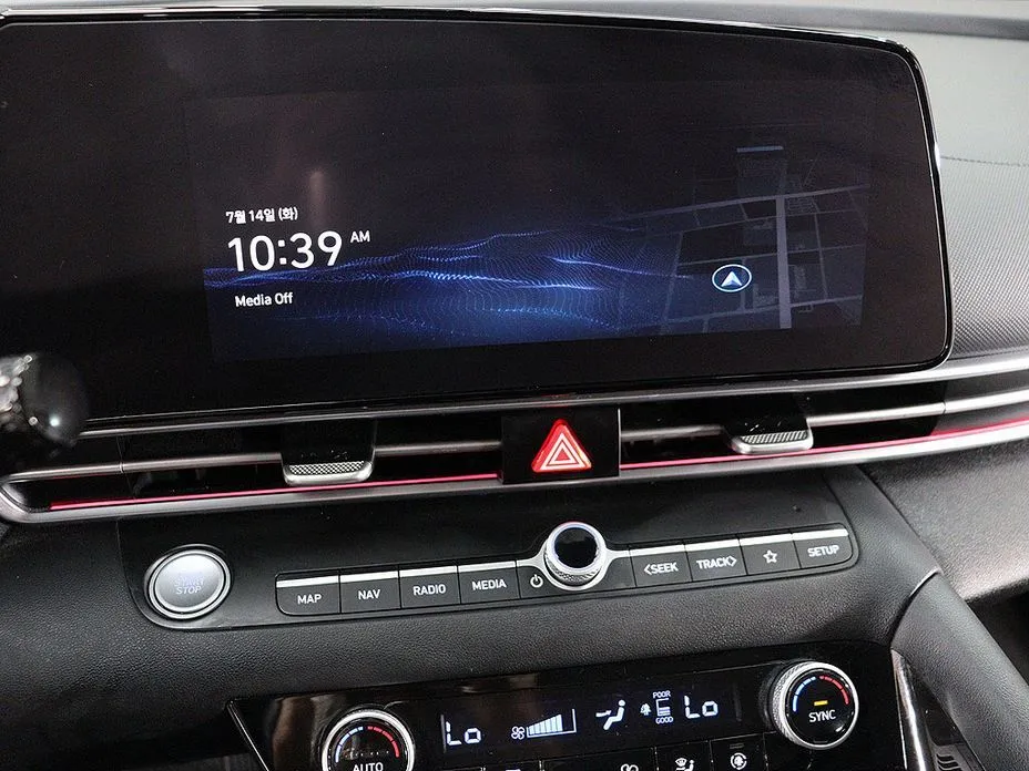 Hyundai AVANTE — фото 4