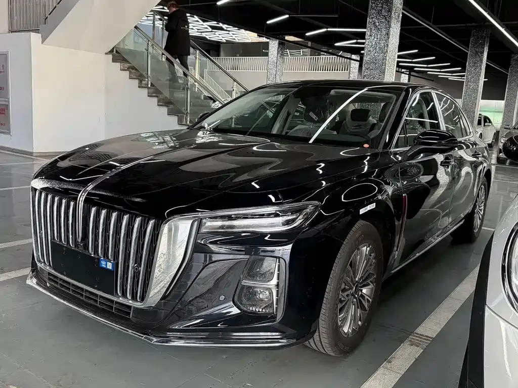 Hongqi H5 — фото 1