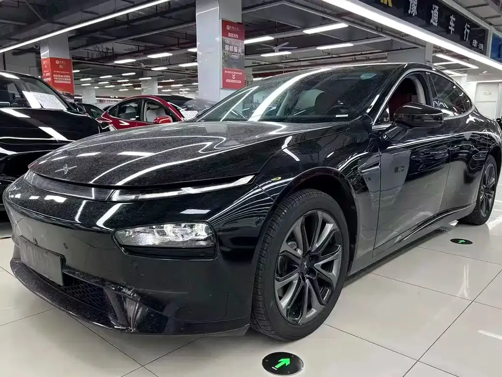 XPeng P7 — фото 1