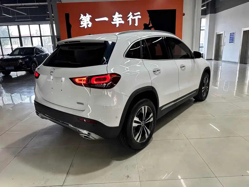 Mercedes-Benz GLA — фото 5