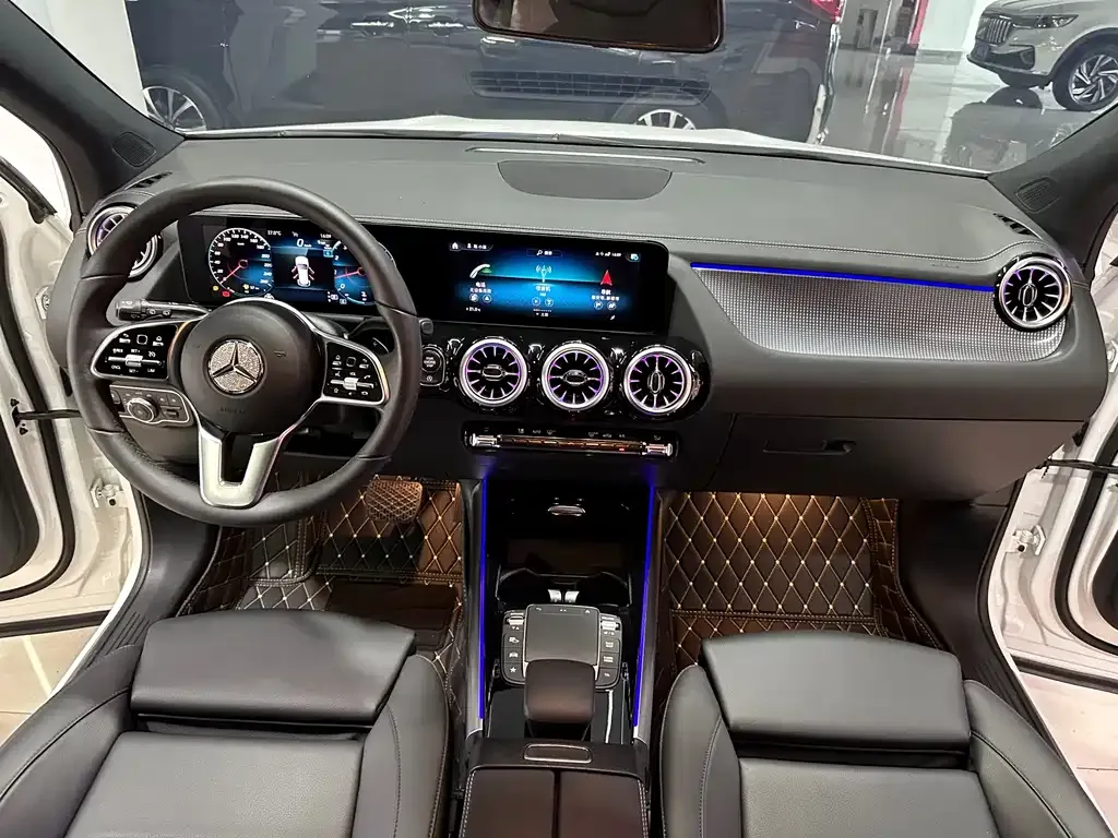 Mercedes-Benz GLA — фото 9