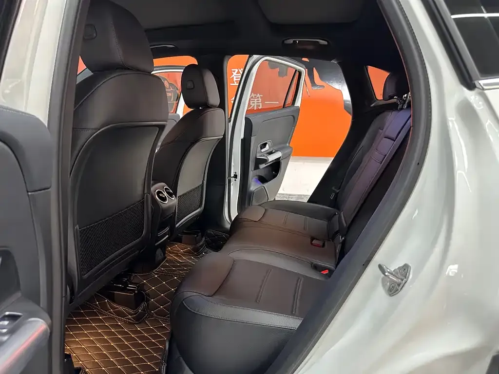 Mercedes-Benz GLA — фото 3