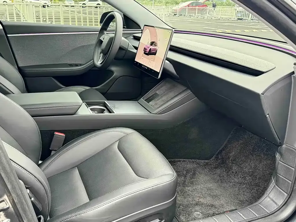 Tesla Model 3 — фото 5