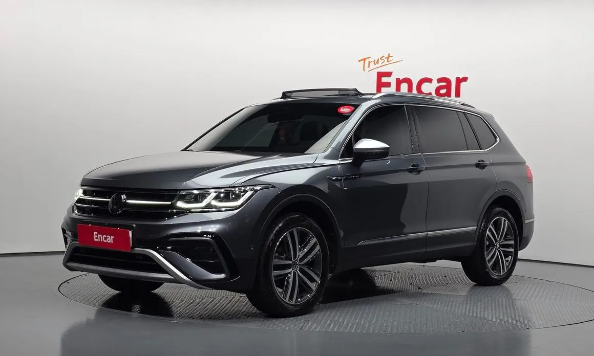 Volkswagen Tiguan — фото 1