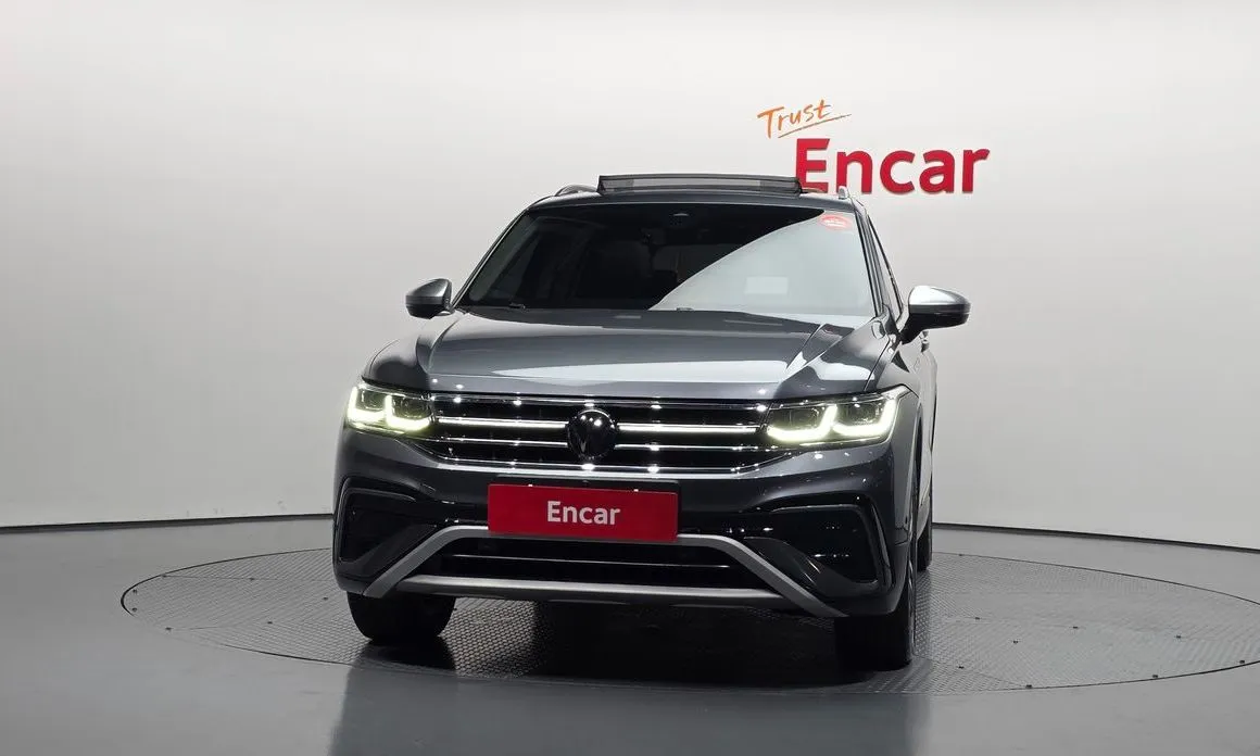Volkswagen Tiguan — фото 4