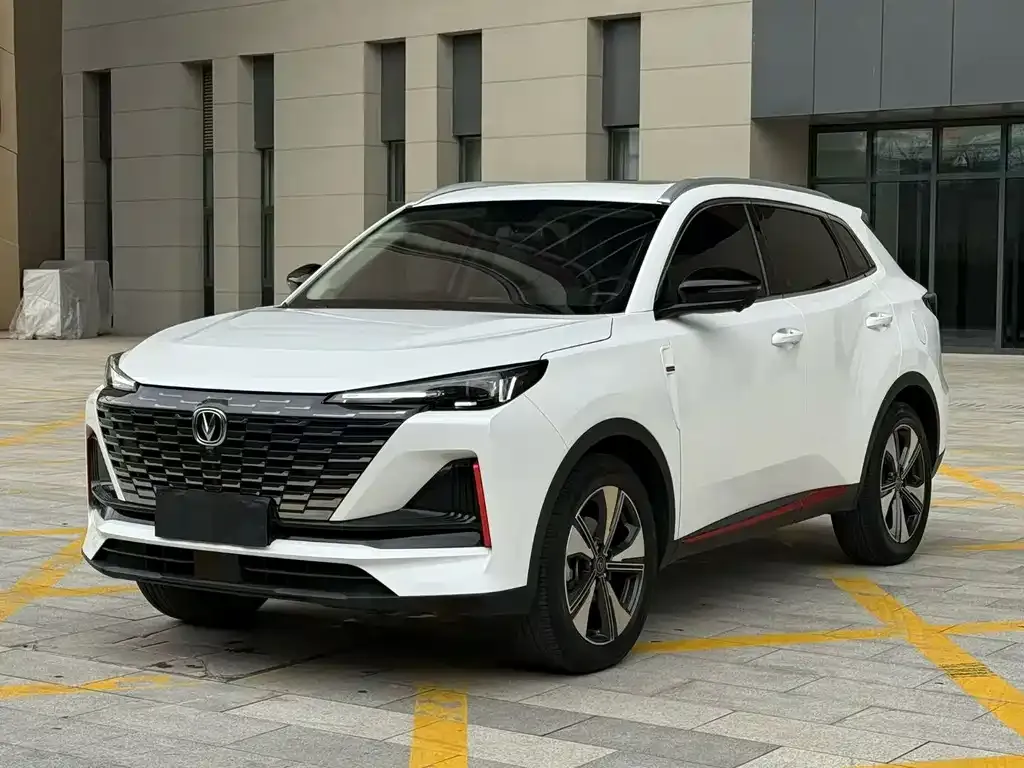 Changan CS55PLUS — фото 1