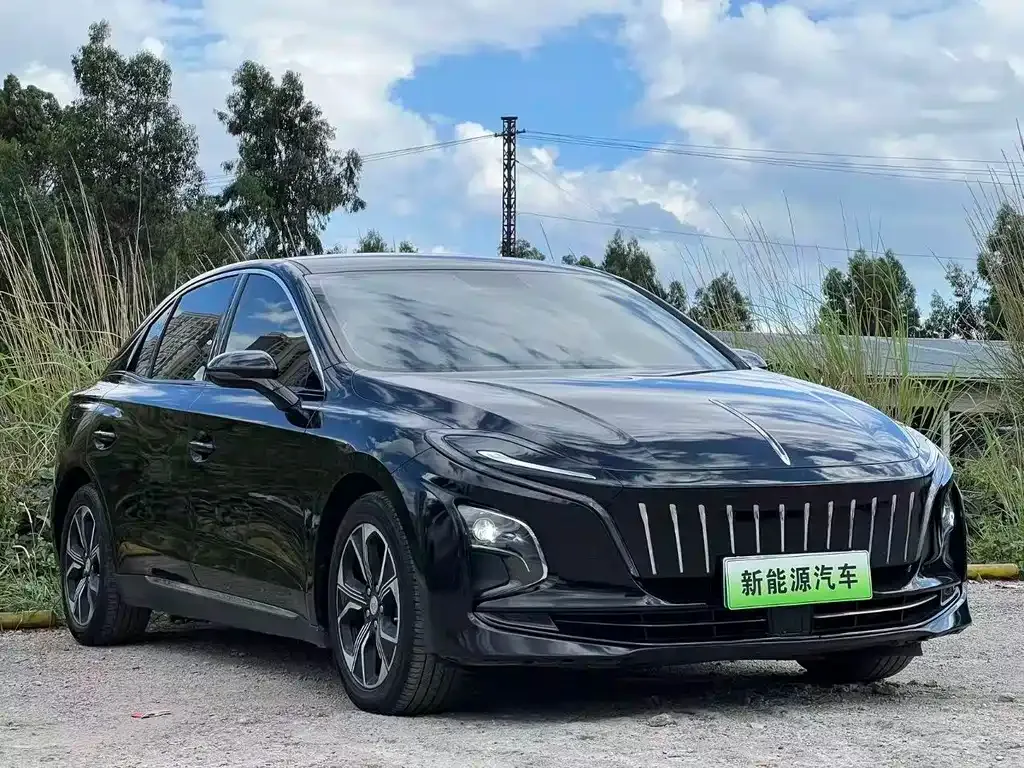 Hongqi E-QM5 — фото 5
