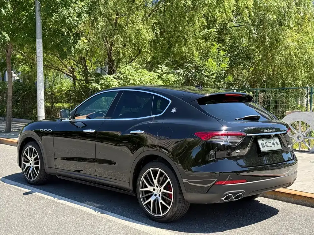 Maserati Levante — фото 7