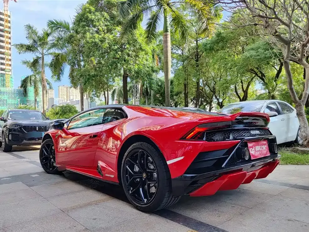 Lamborghini Huracan — фото 7