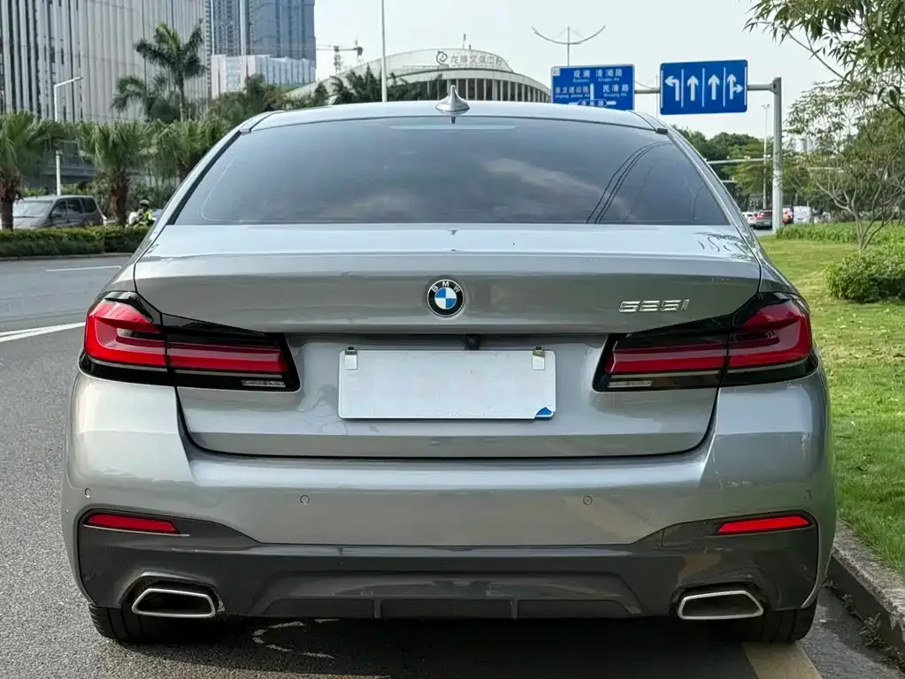 BMW 5 Series (Import) — фото 3