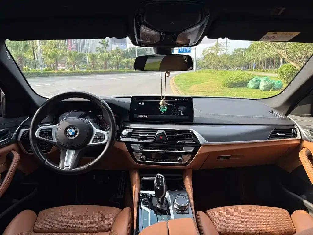 BMW 5 Series (Import) — фото 4